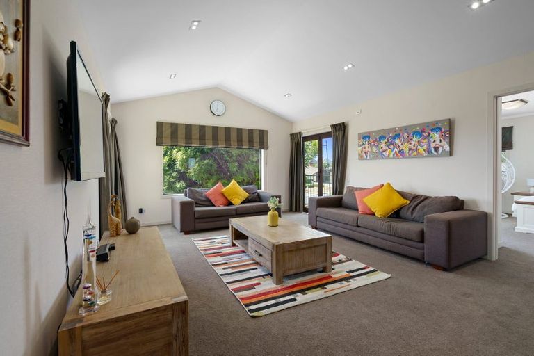 Photo of property in 6 Honiss Place, Cambridge, 3434