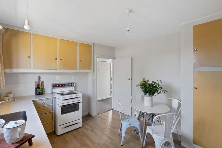 Photo of property in 2/65a Wychbury Street, Spreydon, Christchurch, 8024