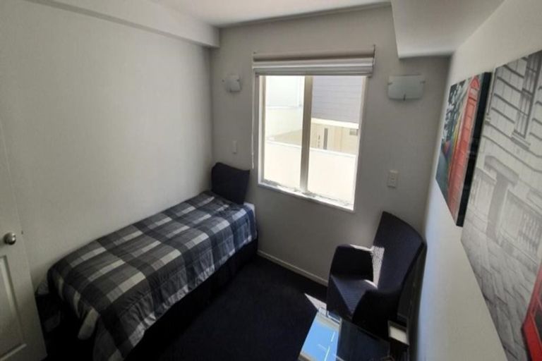 Photo of property in 45 Marine Parade, Mount Maunganui, 3116