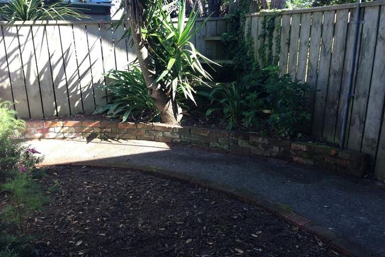 Photo of property in 33c Nairn Street, Mount Cook, Wellington, 6011