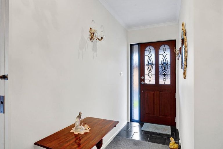 Photo of property in 14a Milmoe Street, Hawera, 4610