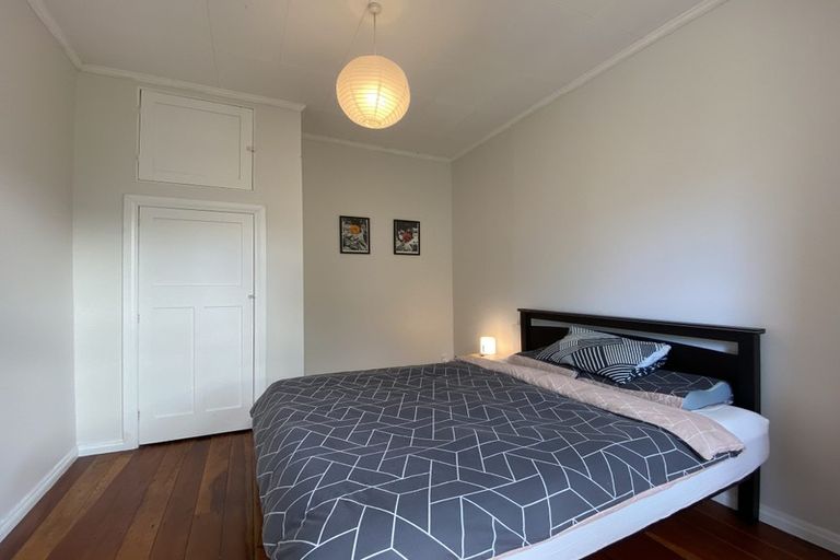 Photo of property in 32 Mckinley Crescent, Brooklyn, Wellington, 6021