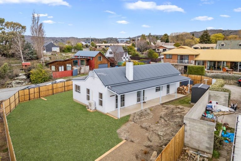 Photo of property in 10a Lanes Road, Bridge Hill, Alexandra, 9320