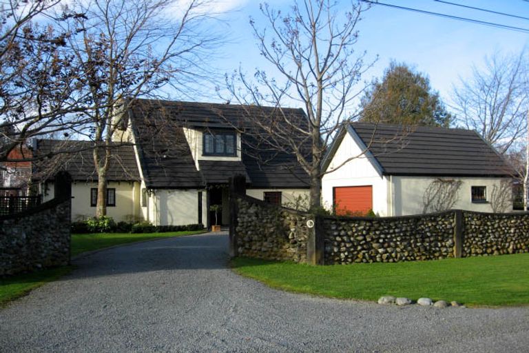 Photo of property in 17a Jellicoe Street, Greytown, 5712