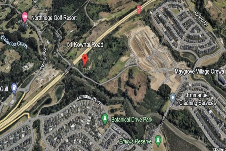 Photo of property in 51 Kowhai Road, Orewa, Silverdale, 0992