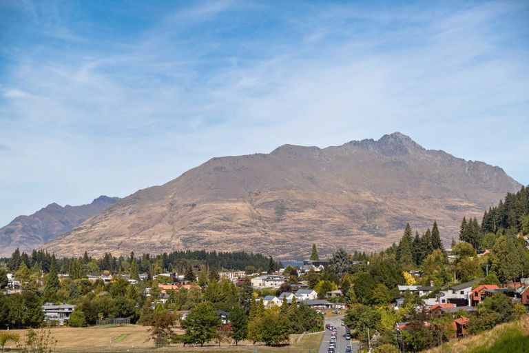 Photo of property in 6b Kiely Lane, Queenstown, 9300