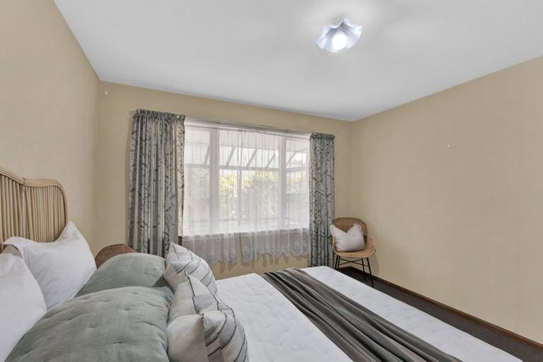 Photo of property in 2/42 North Avon Road, Richmond, Christchurch, 8013