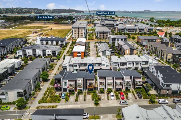 Photo of property in 13 Malcolm Calder Road, Hobsonville, Auckland, 0616