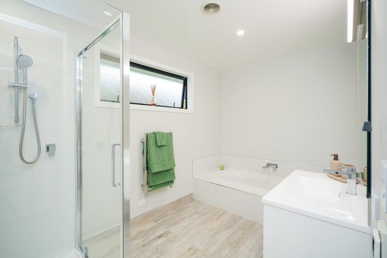 Photo of property in 18 Ruru Avenue, Otatara, Invercargill, 9879