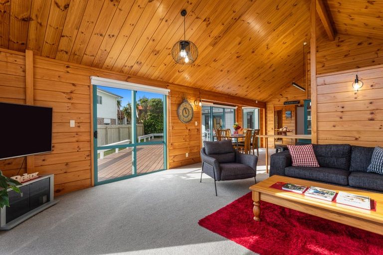 Photo of property in 96a Ocean Road, Ohope, 3121