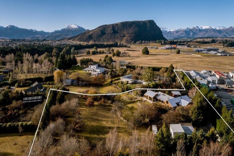 Photo of property in 46 Ballantyne Road, Wanaka, 9305