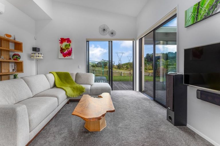 Photo of property in 4 Kaiwaru Place, Waikanae, 5036