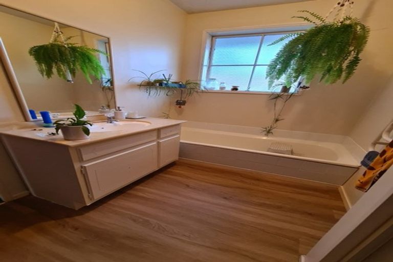 Photo of property in 71 Kirk Road, Templeton, Christchurch, 8042