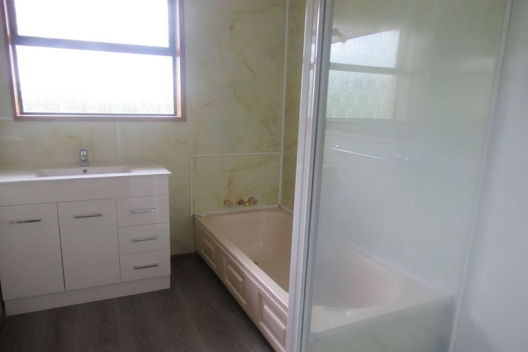 Photo of property in 20 Park Avenue, Waikanae, 5036