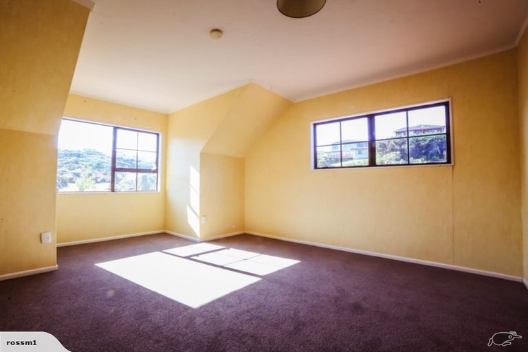 Photo of property in 65 Cortina Avenue, Johnsonville, Wellington, 6037