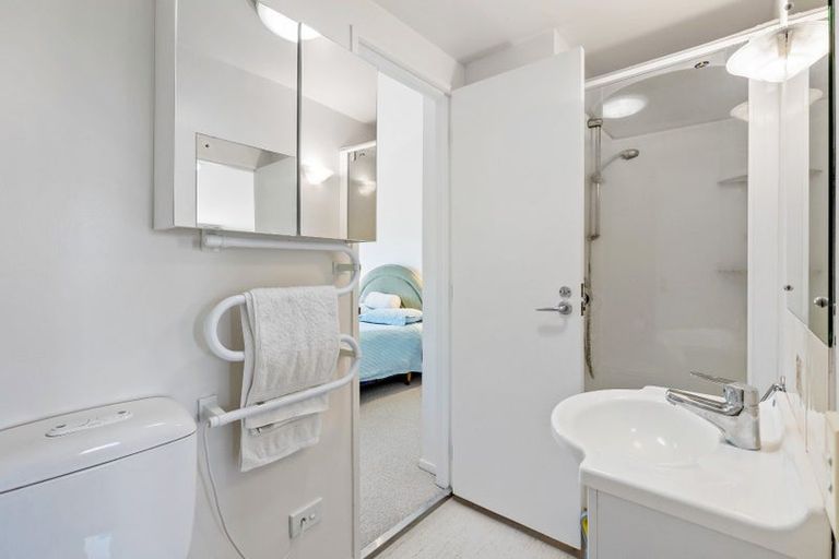 Photo of property in 4/45 Byron Avenue, Takapuna, Auckland, 0622