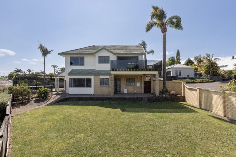 Photo of property in 5 Caernarvon Rise, Bethlehem, Tauranga, 3110