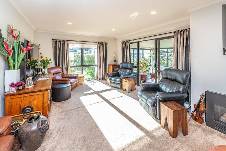 Photo of property in Caversham Park, 2/2 Caversham Road, Westmere, Whanganui, 4501