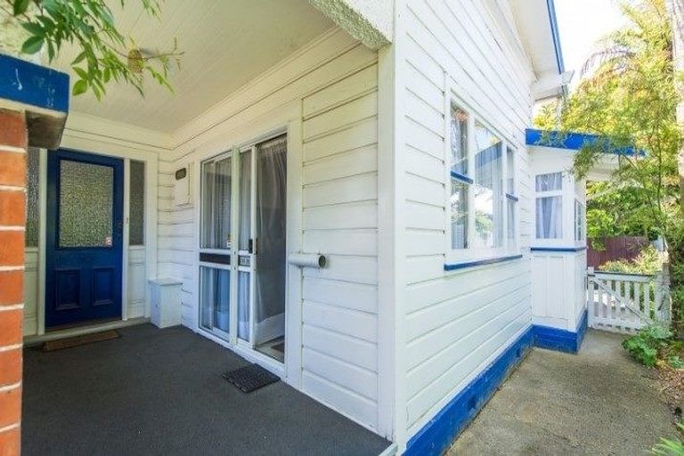 Photo of property in 38 Moana Street, Whanganui East, Whanganui, 4500