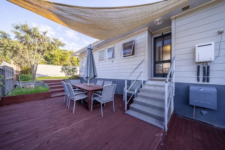Photo of property in 29 Matipo Crescent, Pukete, Hamilton, 3200