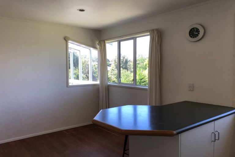 Photo of property in 40 Glamorgan Drive, Torbay, Auckland, 0630