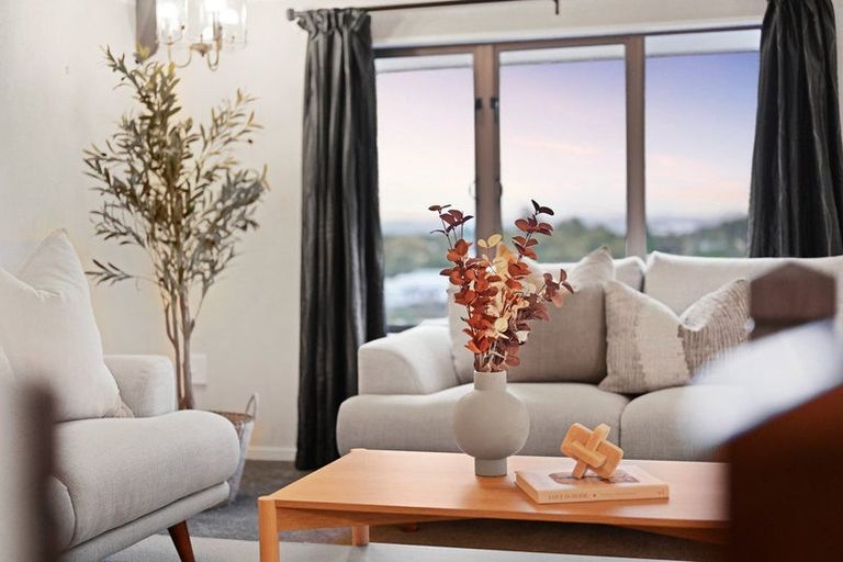 Photo of property in 12 Pohutukawa Drive, Pukete, Hamilton, 3200