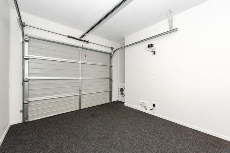 Photo of property in 100u6 Knighton Road, Hillcrest, Hamilton, 3216