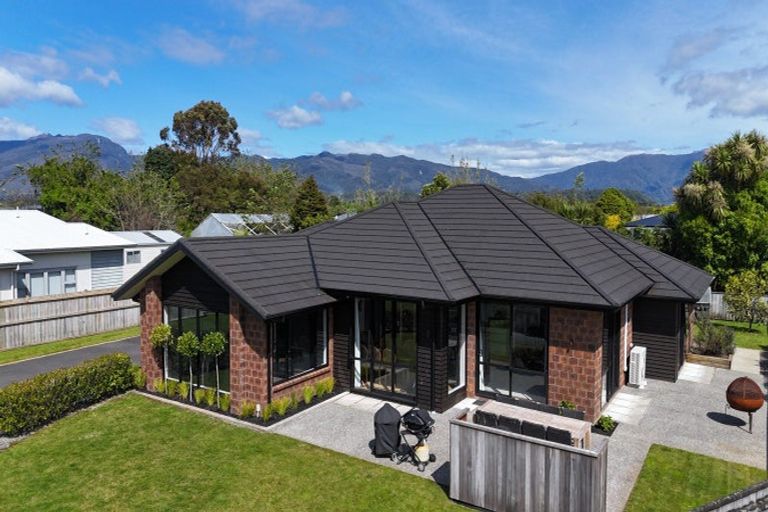 Photo of property in 10 Kawatiri Place, Westport, 7825