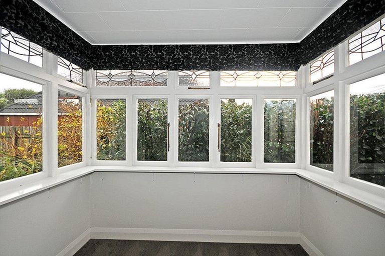 Photo of property in 10b Campbell Street, Karori, Wellington, 6012