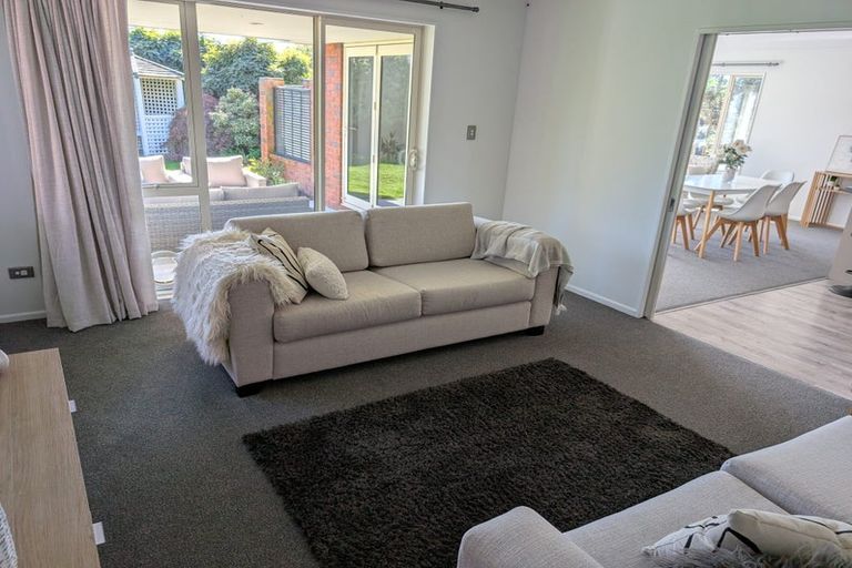 Photo of property in 7 Belgrove Place, Parklands, Christchurch, 8083