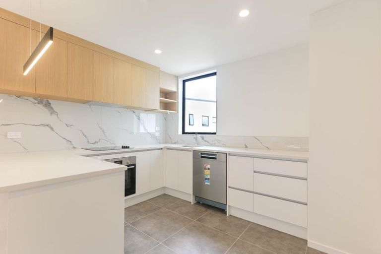Photo of property in 32a/9 Westgate Drive, Massey, Auckland, 0614