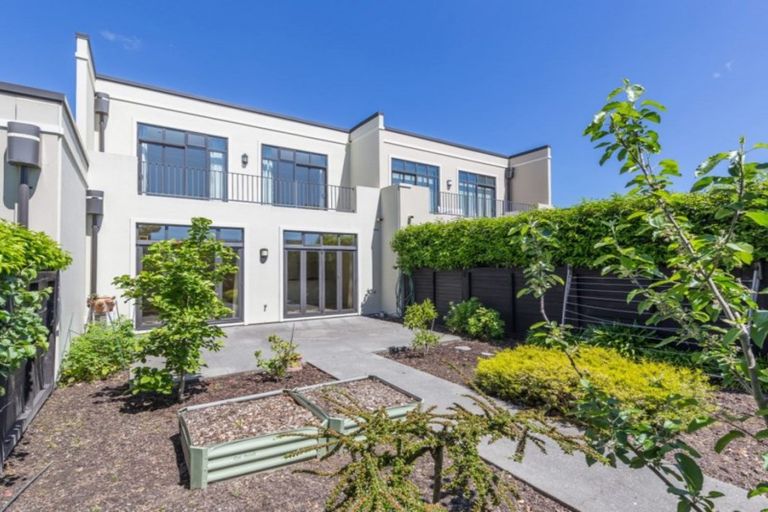 Photo of property in 38 Country Club Terrace, Northwood, Christchurch, 8051