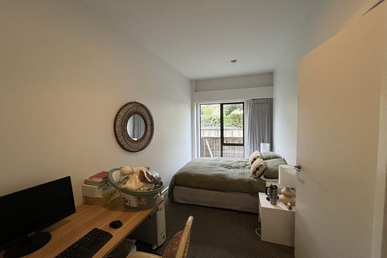 Photo of property in 28u2 Hobson Street, Thorndon, Wellington, 6011