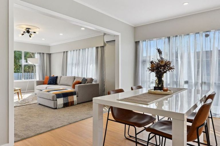 Photo of property in 28 Totara Drive, St Andrews, Hamilton, 3200