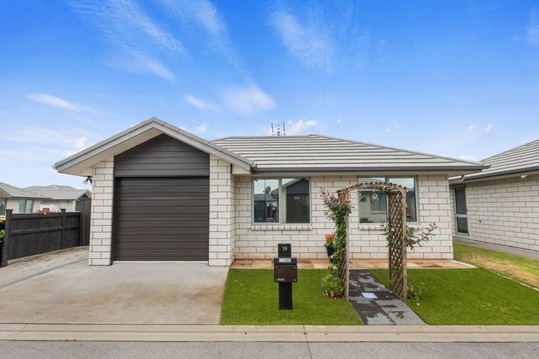 Photo of property in 19 Arrow Close, Papamoa, 3118
