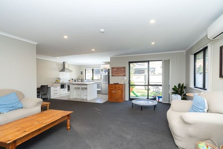 Photo of property in 13 Kennedy Lane, Hamilton East, Hamilton, 3216