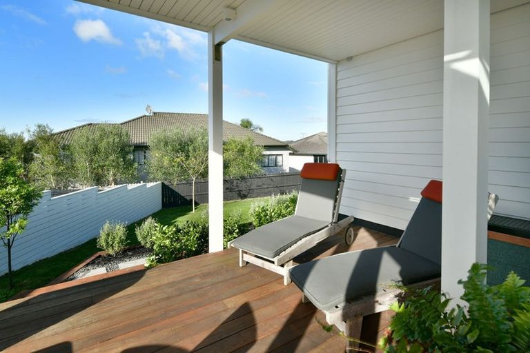 Photo of property in 36 Manhattan Rise, Orewa, 0931