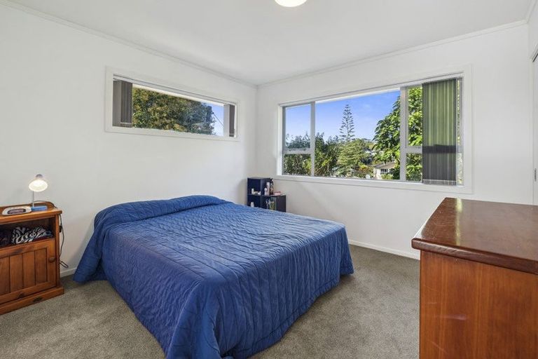 Photo of property in 2/12 Pamela Place, New Lynn, Auckland, 0600