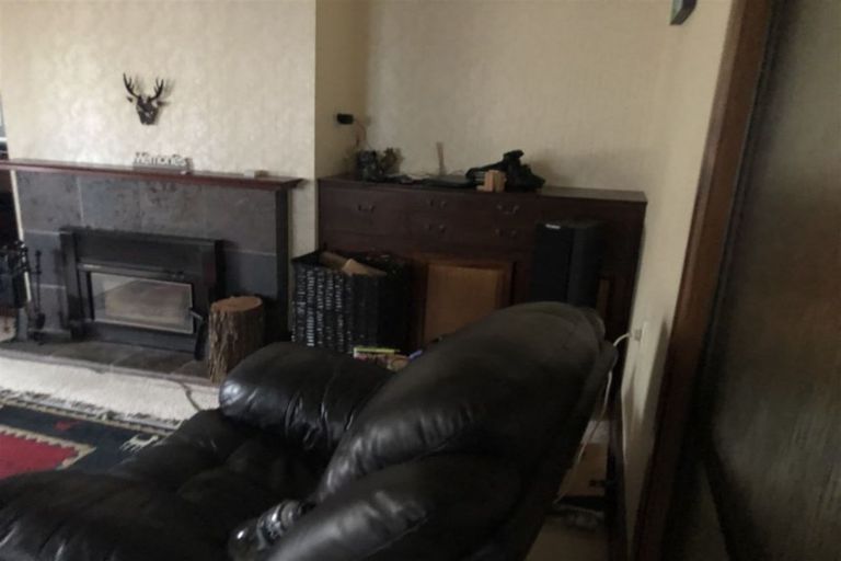 Photo of property in 37 Koromiko Road, Gonville, Whanganui, 4501