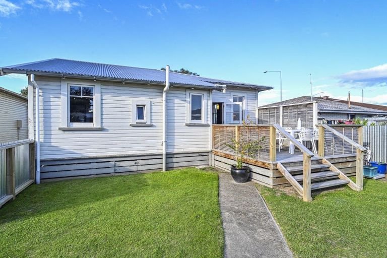 Photo of property in 404 Southampton Street West, Hastings, 4122