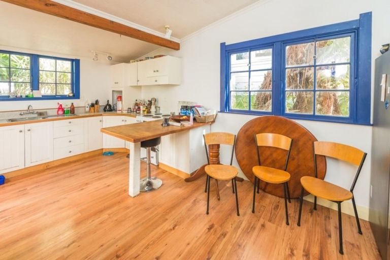Photo of property in 64 Hipango Terrace, Durie Hill, Whanganui, 4500