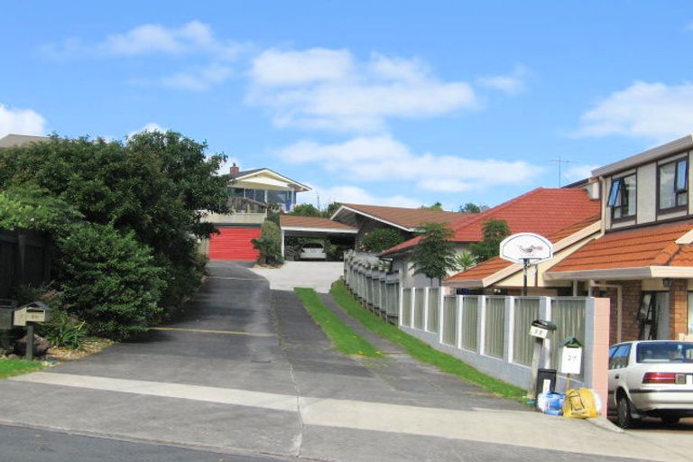 Photo of property in 2/27 Devon Road, Bucklands Beach, Auckland, 2012