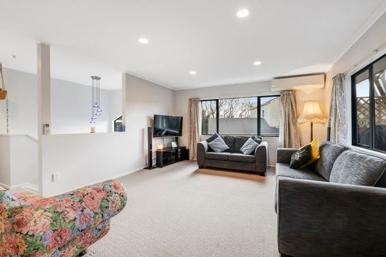 Photo of property in 23 Jelas Road, Red Beach, 0932