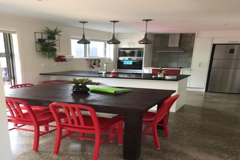 Photo of property in St Georges Court, 2/100 Mcalister Street, Whakatane, 3120