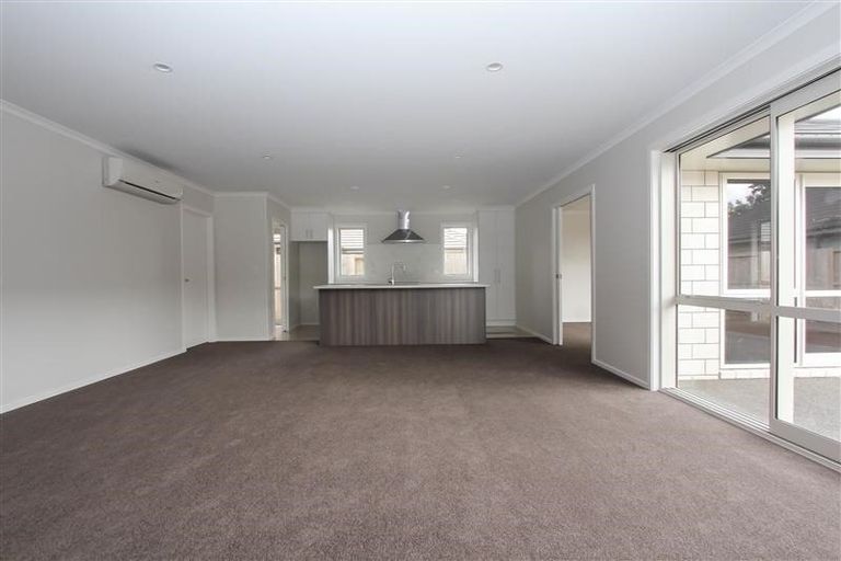 Photo of property in 238 Dixon Road, Fitzroy, Hamilton, 3206
