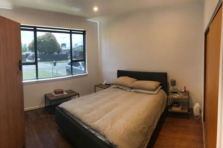 Photo of property in 12 Haydon Street, Roslyn, Palmerston North, 4414