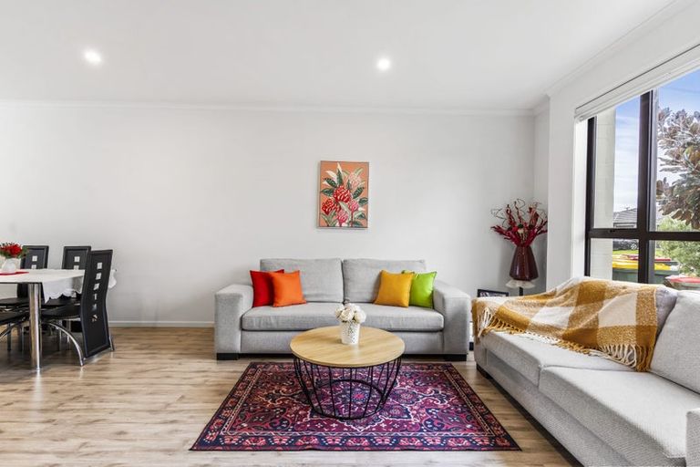 Photo of property in 20 Rere Close, Takanini, 2112