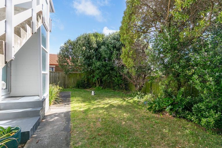 Photo of property in 69u7 Freyberg Street, Lyall Bay, Wellington, 6022