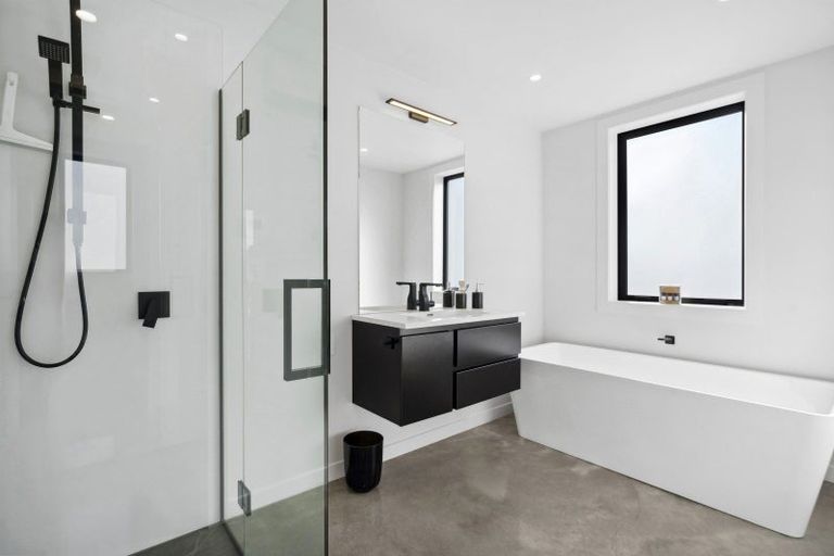 Photo of property in 5 Mills Road, Wanaka, 9305