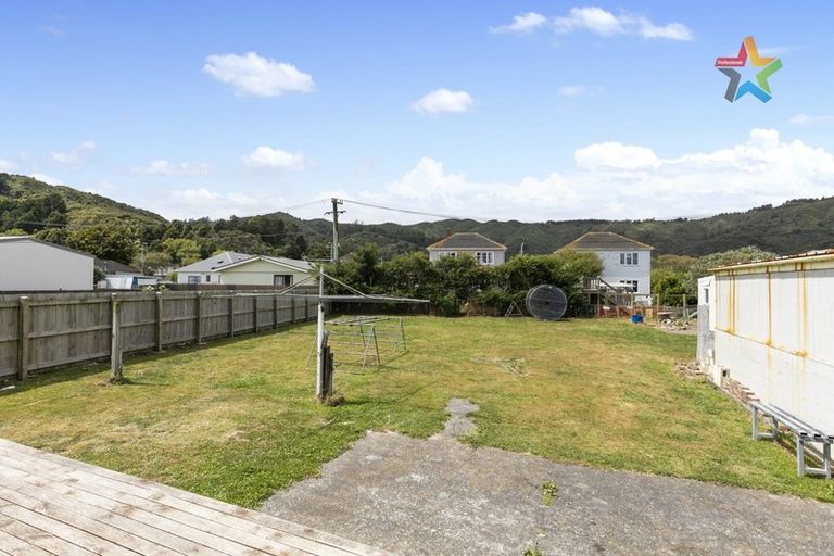 Photo of property in 58 Hewer Crescent, Naenae, Lower Hutt, 5011